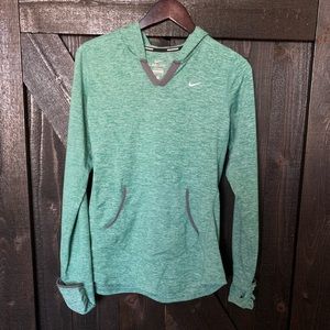 Nike dri-fit pullover hoodie